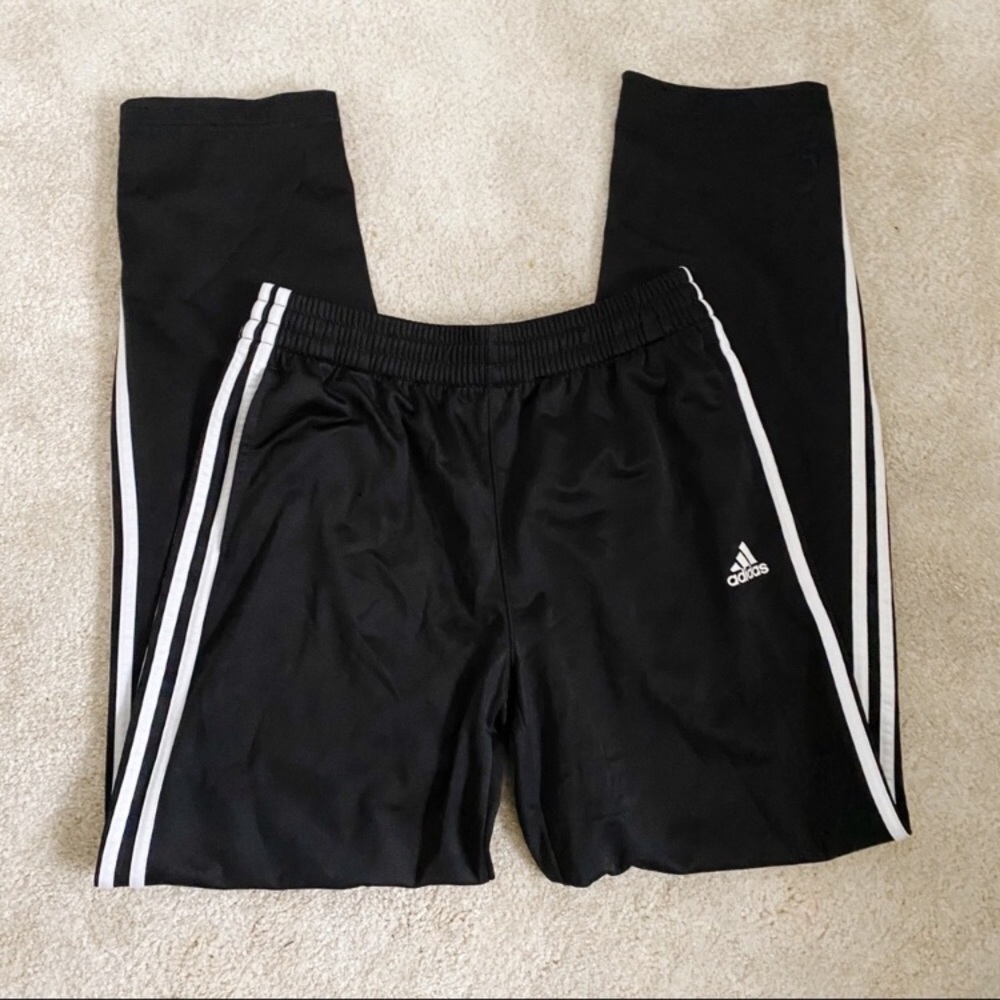 Addidas 3 Stripe sweatpants